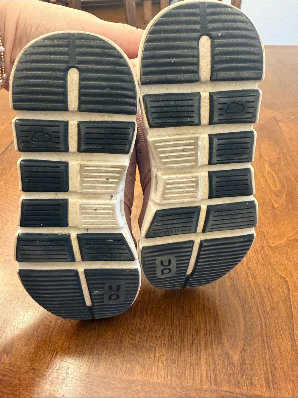 On Running Kids Tennis Shoes - Picture 5 of 6